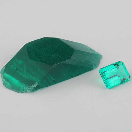 Lab-Emerald-stone