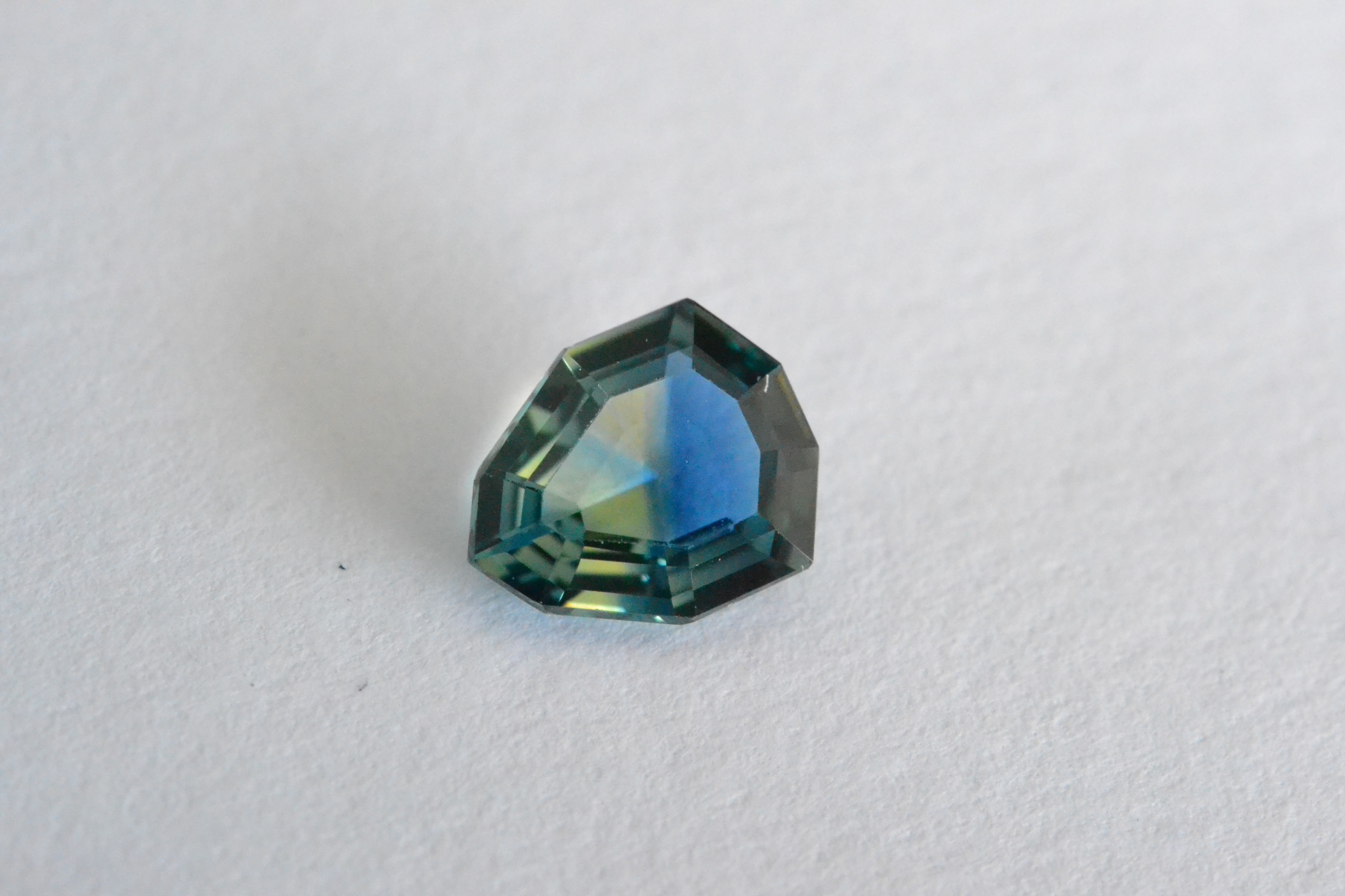 天然蓝宝石中稀有颜色排名  蓝宝石 第3张