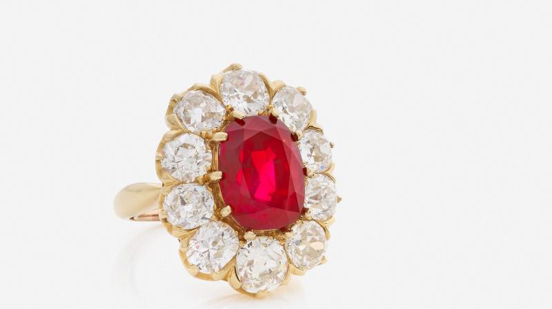 2023年第二贵的红宝石戒指以 330 万美元拍卖成交